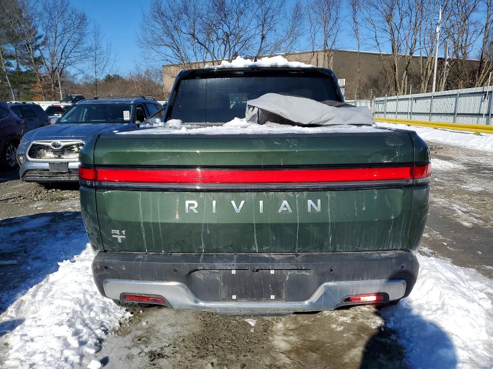 Photo 6 from auction – 2023 RIVIAN R1T ADVENT with VIN 7FCTGBAA5PN029139