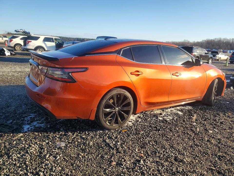 Photo 3 from auction – 2019 NISSAN MAXIMA with VIN 1N4AA6AV4KC377789