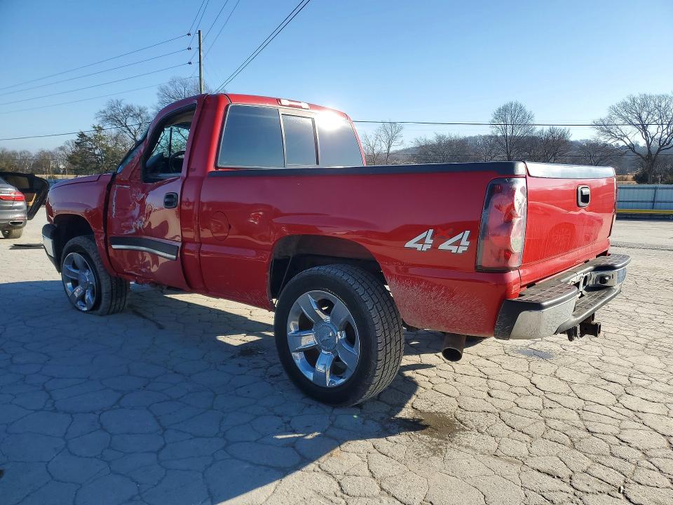 Photo 2 from auction – 2005 CHEVROLET SILVERADO with VIN 1GCEK14T55Z250279