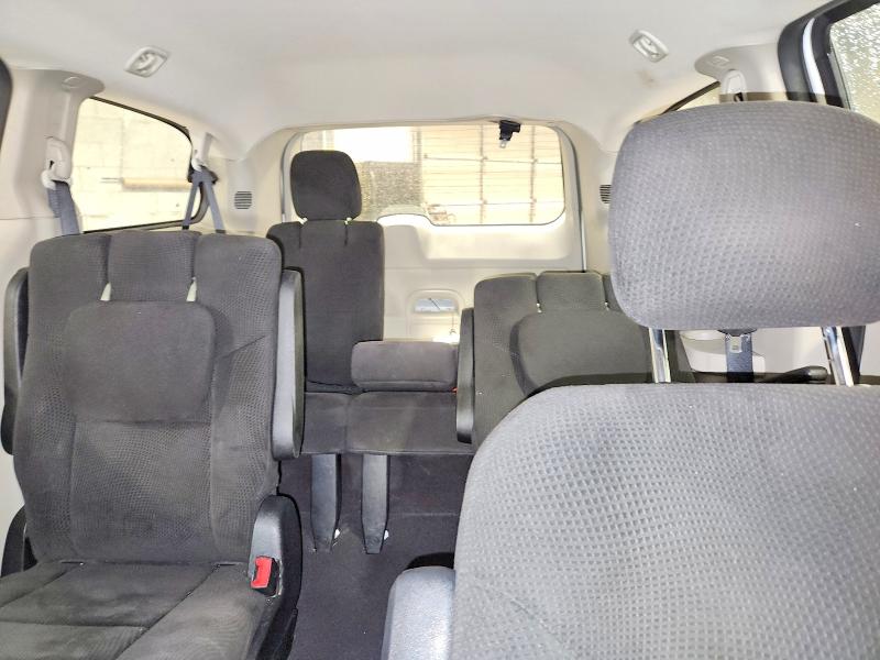 Photo 10 from auction – 2012 DODGE GRAND CARAVAN with VIN 2C4RDGBGXCR311962
