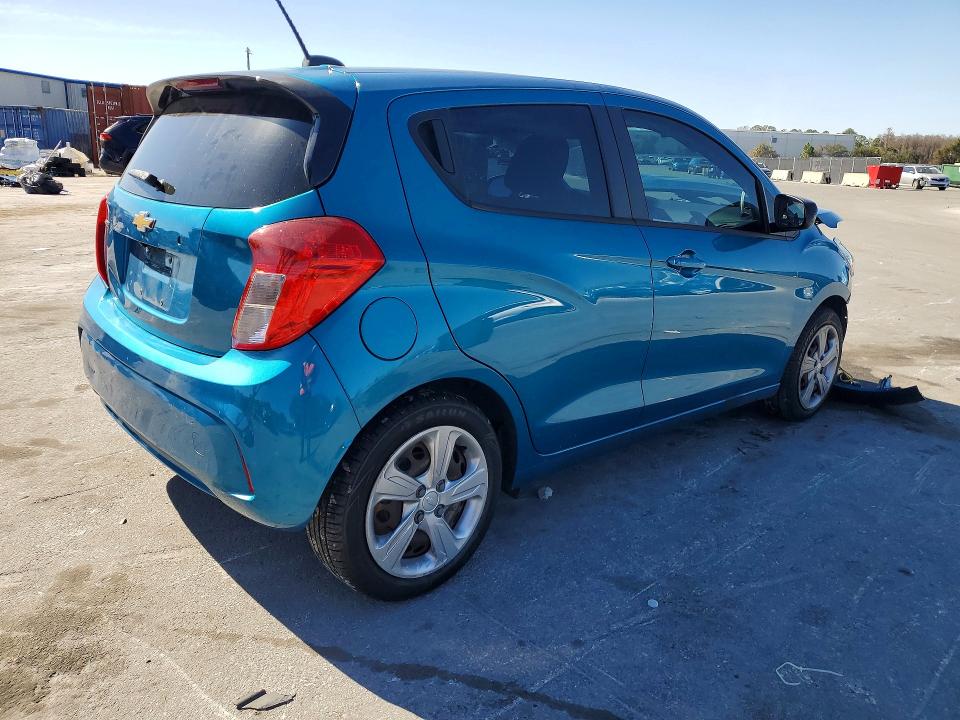 Photo 3 from auction – 2020 CHEVROLET SPARK LS with VIN KL8CB6SAXLC400594