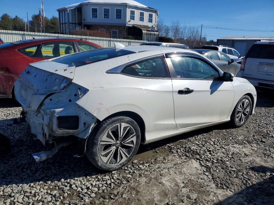 Photo 3 from auction – 2016 HONDA CIVIC EX with VIN 2HGFC3B35GH353481