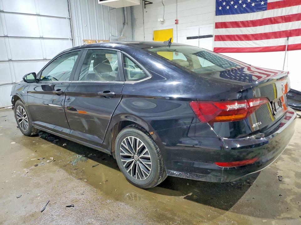 Photo 2 from auction – 2019 VOLKSWAGEN JETTA with VIN 3VWE57BUXKM048618