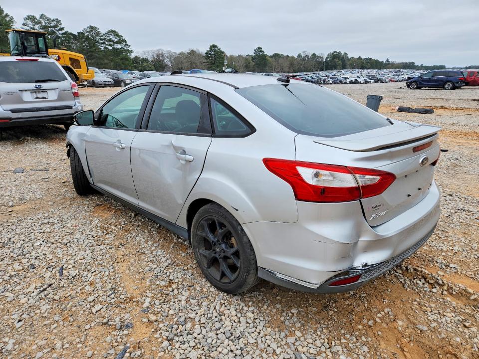 Photo 2 from auction – 2013 FORD FOCUS with VIN 1FADP3F23DL285407