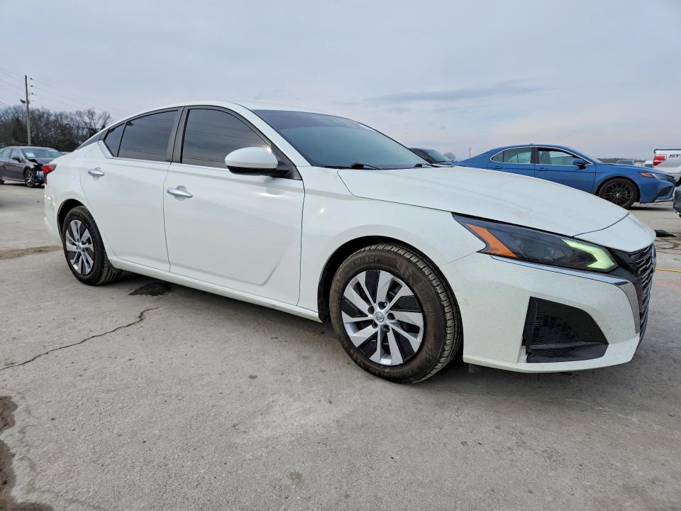 Photo 4 from auction – 2023 NISSAN ALTIMA with VIN 1N4BL4BV1PN314517