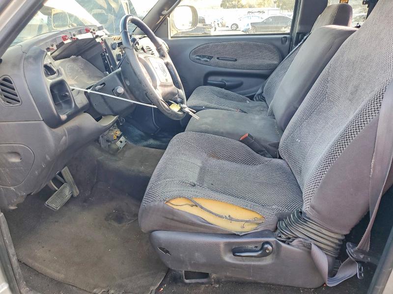 Photo 7 from auction – 2001 DODGE RAM 1500 with VIN 3B7HC13Y01M540948