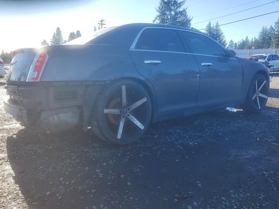 Photo 3 from auction – 2014 CHRYSLER 300C with VIN 2C3CCAEG3EH382239