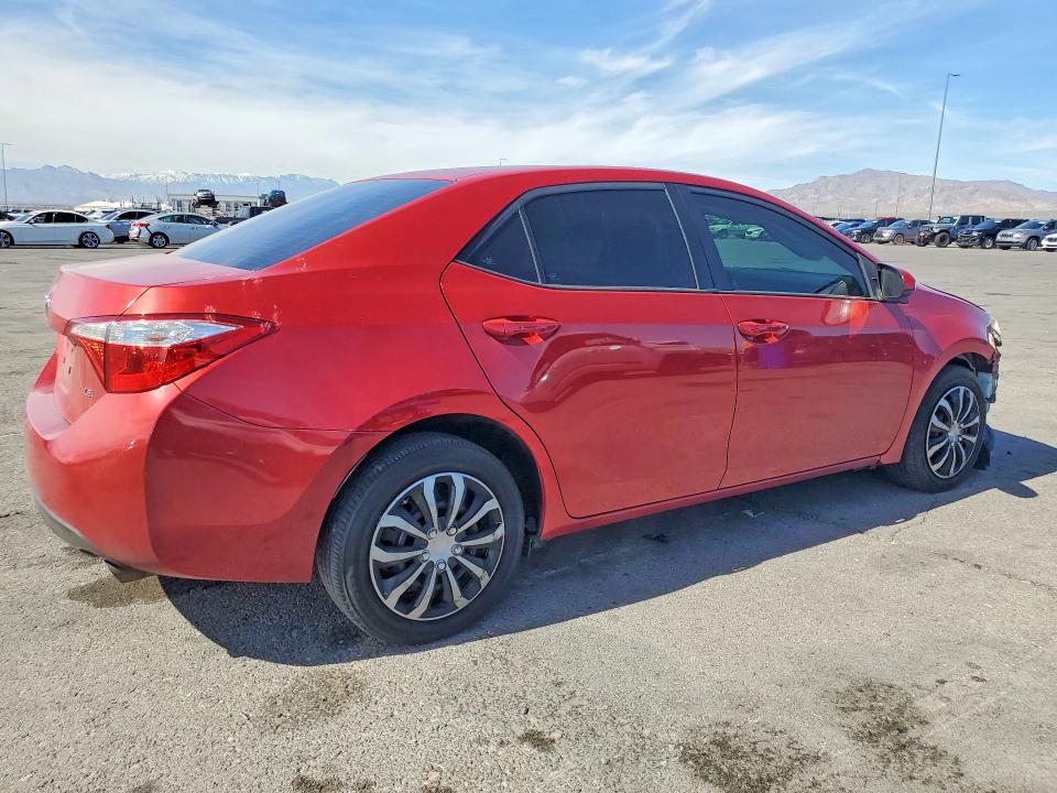 Zdjęcie 3 z aukcji – 2015 TOYOTA COROLLA z VIN 5YFBURHE4FP330921