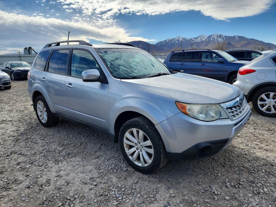 Photo 4 from auction – 2012 SUBARU FORESTER 2 with VIN JF2SHBDC3CH452954