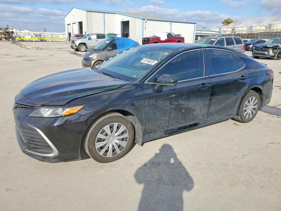 TOYOTA CAMRY 2023 with VIN 4T1C31AK4PU602649 - Photo from auction