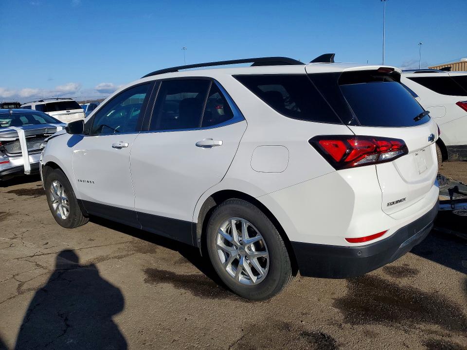 Photo 2 from auction – 2022 CHEVROLET EQUINOX with VIN 3GNAXKEV3NL216832