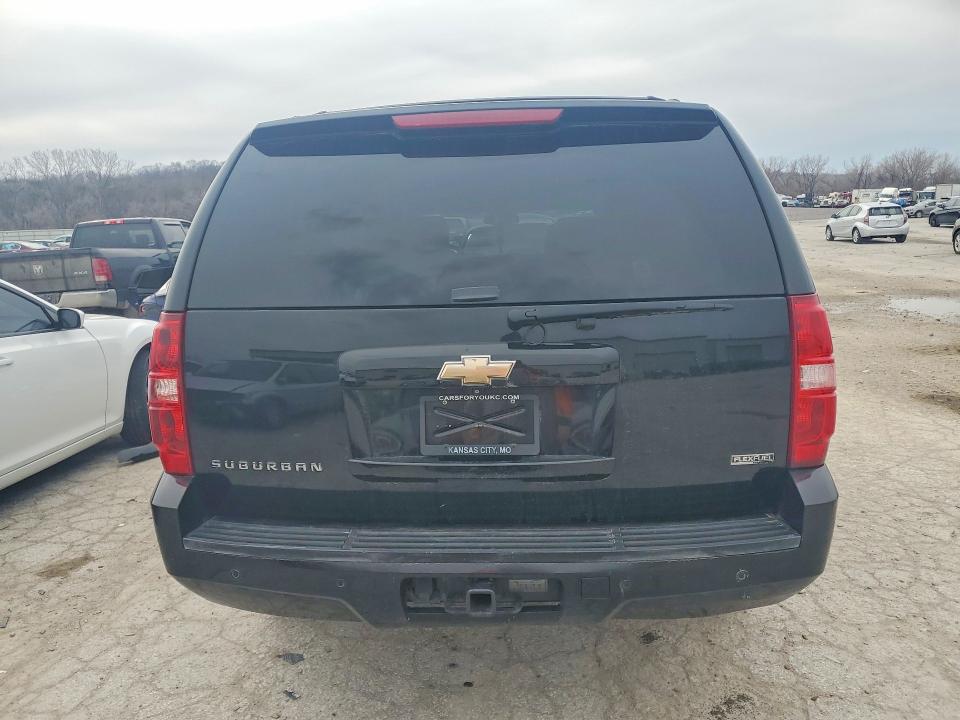 Photo 6 from auction – 2009 CHEVROLET SUBURBAN with VIN 1GNFK26309J109638