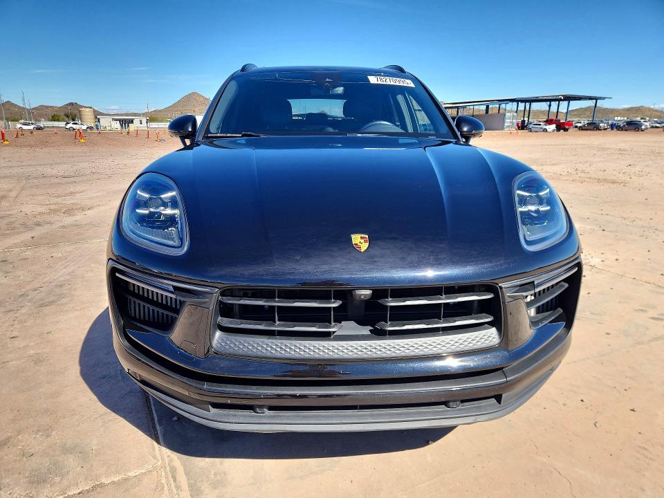 Photo 5 from auction – 2022 PORSCHE MACAN S with VIN WP1AG2A50NLB24327