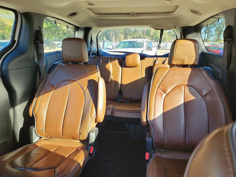 Photo 10 from auction – 2017 CHRYSLER PACIFICA with VIN 2C4RC1GG7HR505025