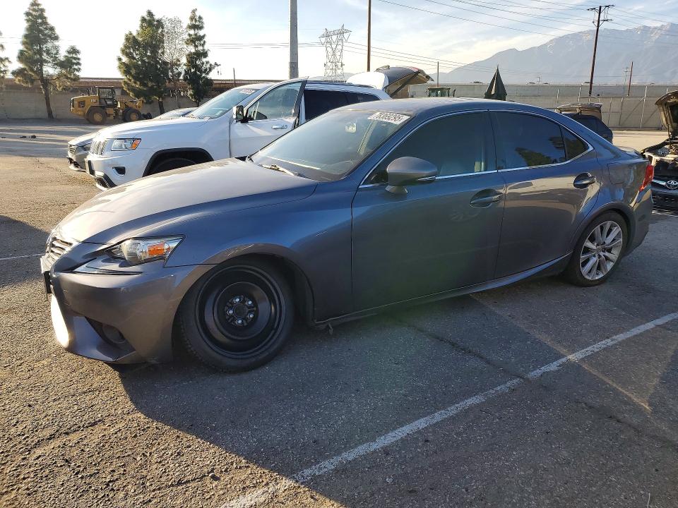 LEXUS IS 2016 with VIN JTHBA1D26G5022393 - Photo from auction