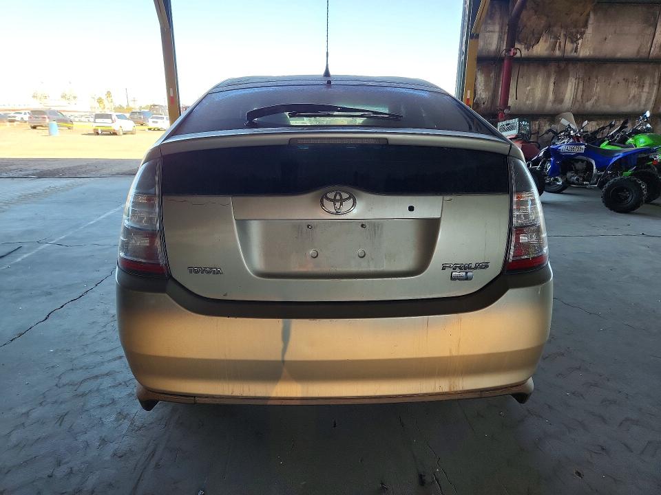 Photo 6 from auction – 2005 TOYOTA PRIUS with VIN JTDKB20U557052420