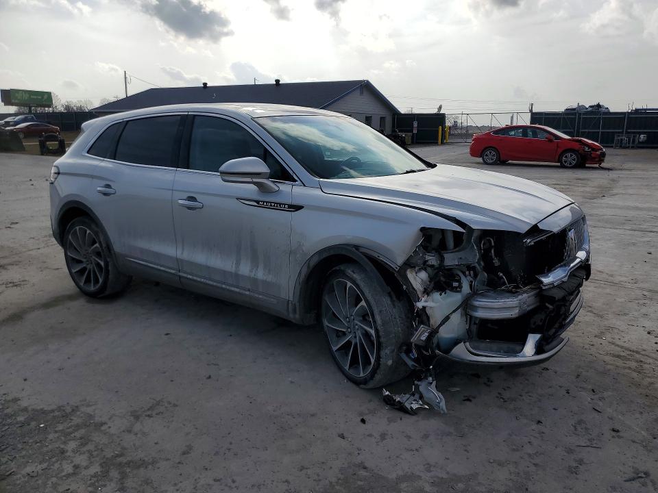 Photo 4 from auction – 2019 LINCOLN NAUTILUS with VIN 2LMPJ8L92KBL66788
