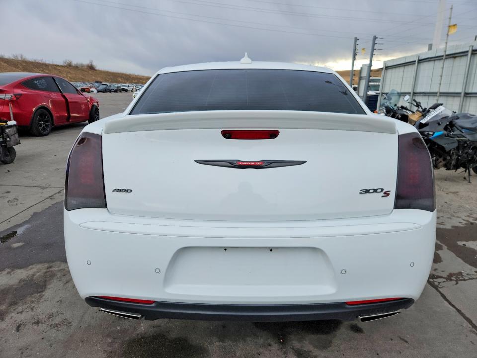 Photo 6 from auction – 2022 CHRYSLER 300 with VIN 2C3CCAGG2NH135324