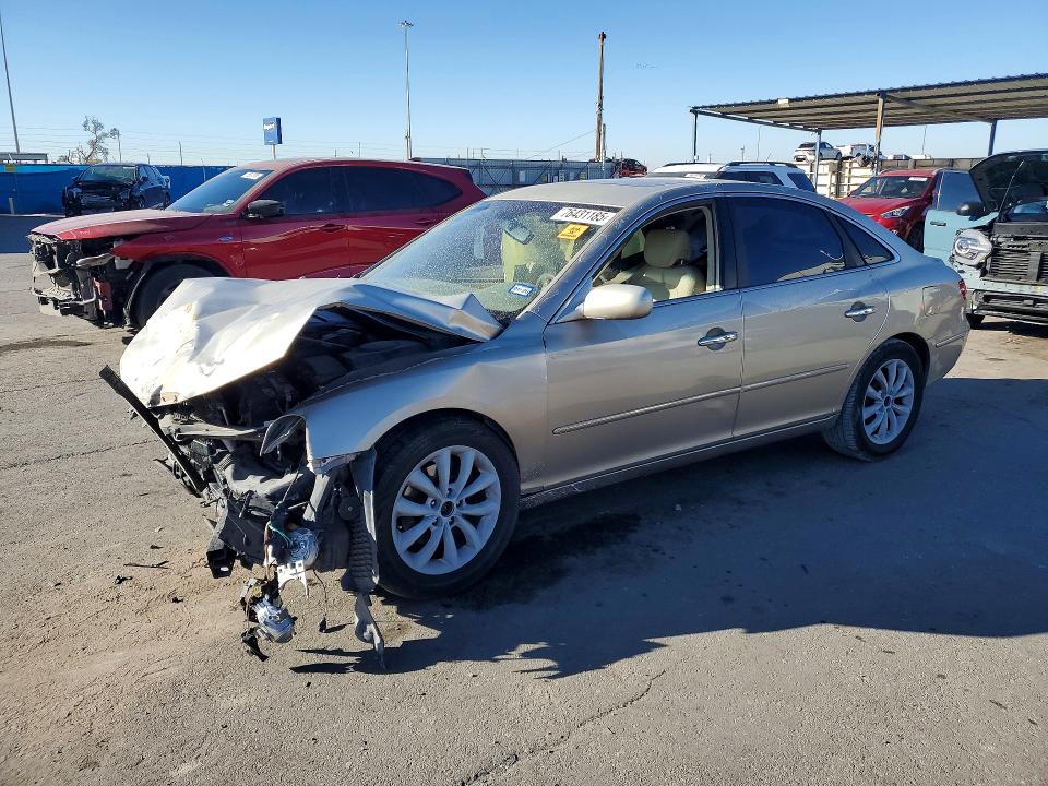 HYUNDAI AZERA 2006 with VIN KMHFC46F96A105039 - Photo from auction