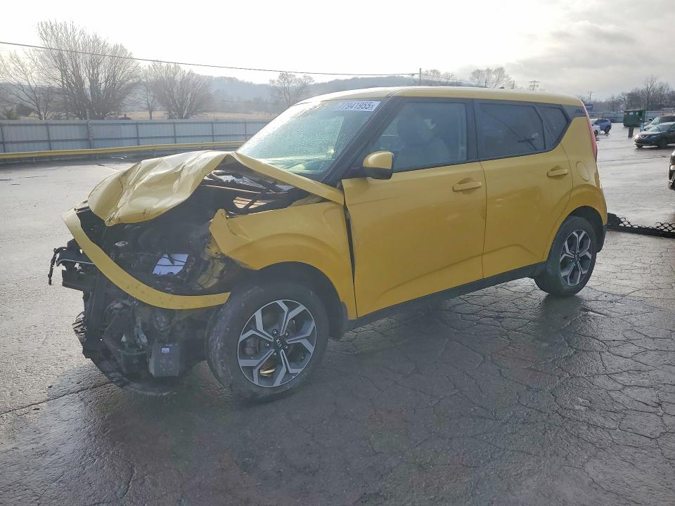 KIA SOUL 2020 with VIN KNDJ23AU4L7103760 - Photo from auction