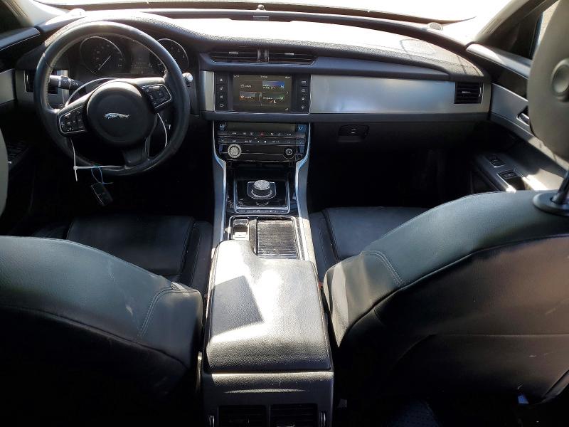 Photo 8 from auction – 2017 JAGUAR XF with VIN SAJBD4BV1HCY34948