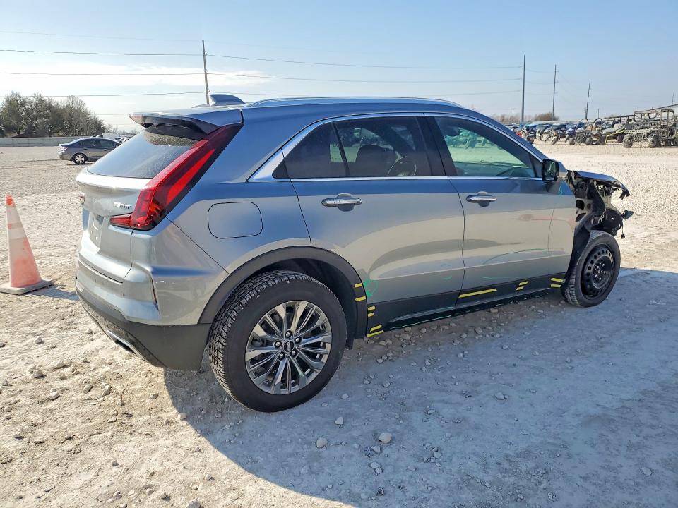 Photo 3 from auction – 2024 CADILLAC XT4 with VIN 1GYFZCR47RF147296