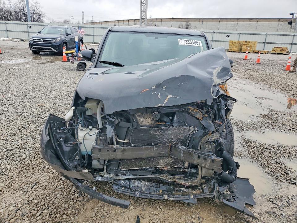 Photo 5 from auction – 2011 TOYOTA SCION with VIN JTLZE4FE7B1119670