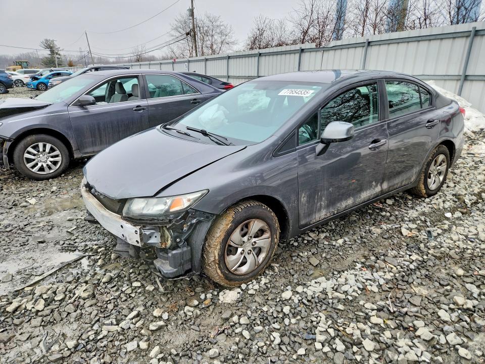 HONDA CIVIC 2013 con VIN 2HGFB2F58DH522252 - Foto de la subasta