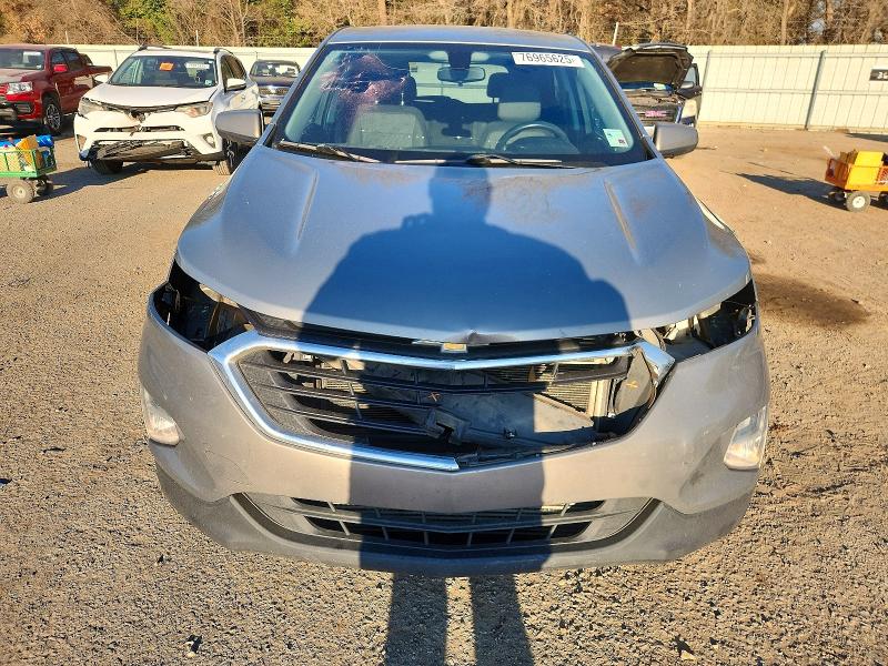 Фото 11 с аукциона – 2018 CHEVROLET EQUINOX с VIN 3GNAXJEVXJS615313