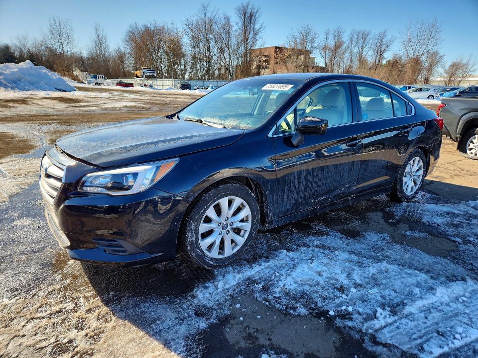 SUBARU LEGACY 2.5 2015 with VIN 4S3BNAC66F3010667 - Photo from auction