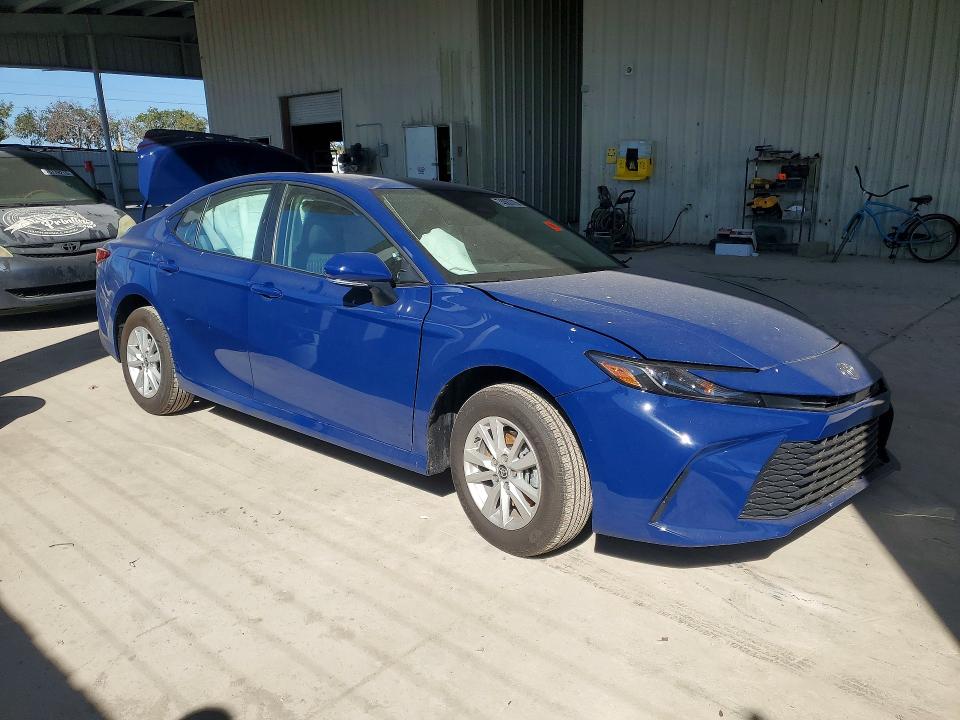 Photo 4 from auction – 2026 TOYOTA CAMRY with VIN 4T1DAACK5TU232894