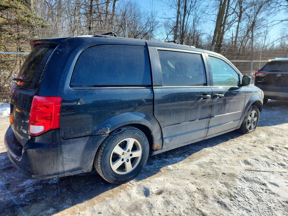 صورة رقم 3 من المزاد - 2012 DODGE GRAND CARA مع VIN 2C4RDGCG3CR378563