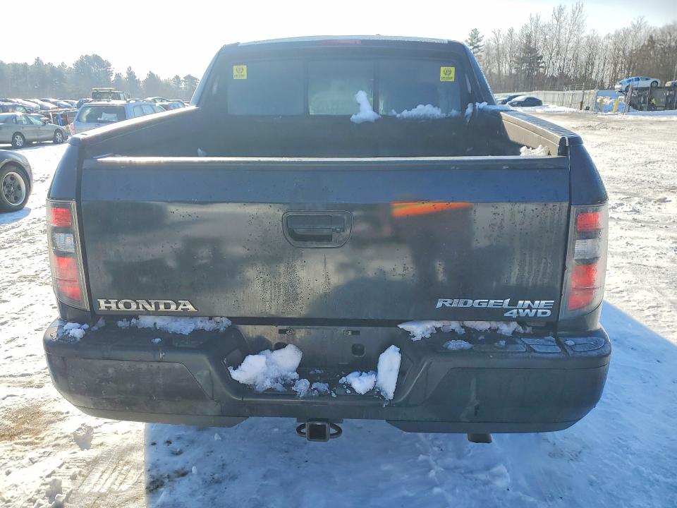Photo 6 from auction – 2013 HONDA RIDGELINE with VIN 5FPYK1F76DB012420
