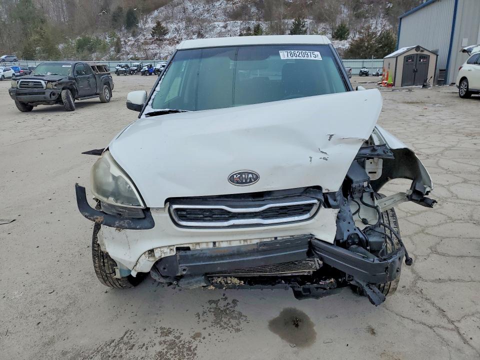 Photo 5 from auction – 2012 KIA SOUL with VIN KNDJT2A62C7449587