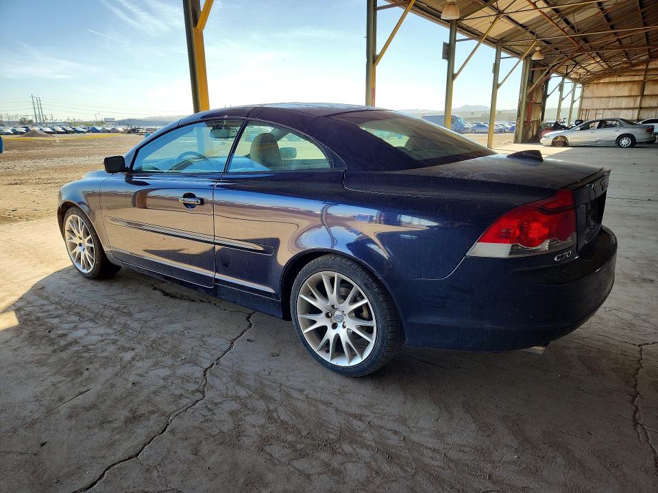 Photo 2 from auction – 2006 VOLVO C70 with VIN YV1MC68296J004742