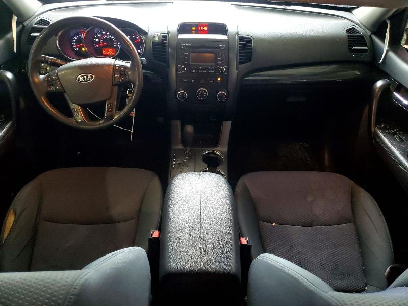 Photo 8 from auction – 2013 KIA SORENTO LX with VIN 5XYKTDA29DG348886