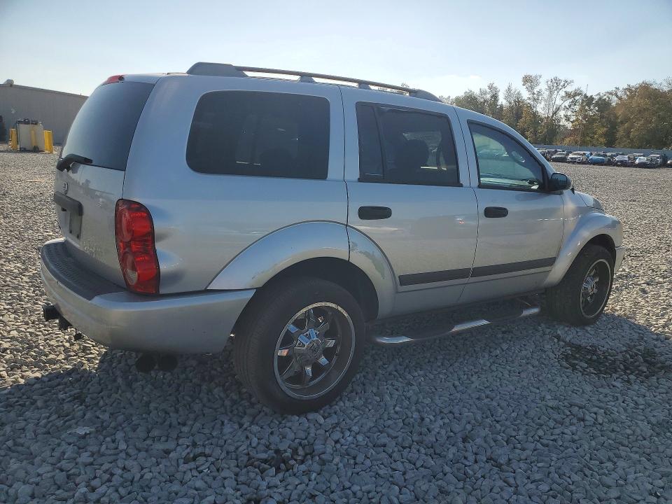 Photo 3 from auction – 2006 DODGE DURANGO with VIN 1D4HD38N56F142135