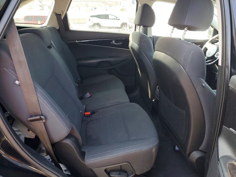 Photo 11 from auction – 2018 KIA SORENTO with VIN 5XYPG4A35JG357308