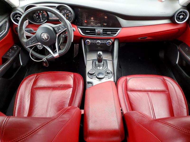 Photo 8 from auction – 2017 ALFA ROMEO GIULIA with VIN ZARFAEDN1H7533784