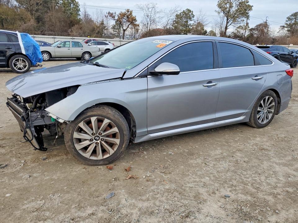 HYUNDAI SONATA 2017 with VIN 5NPE34AF1HH450455 - Photo from auction