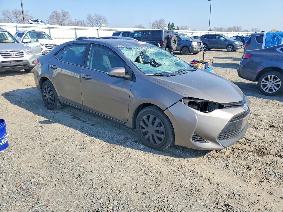 Photo 4 from auction – 2017 TOYOTA COROLLA L with VIN 5YFBURHE4HP692363