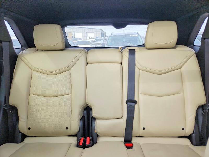 Photo 10 from auction – 2017 CADILLAC XT5 with VIN 1GYKNBRS2HZ317452