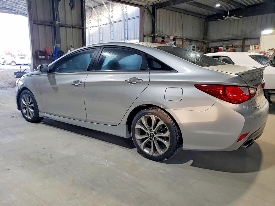 Photo 2 from auction – 2014 HYUNDAI SONATA SE with VIN 5NPEC4AB7EH862825