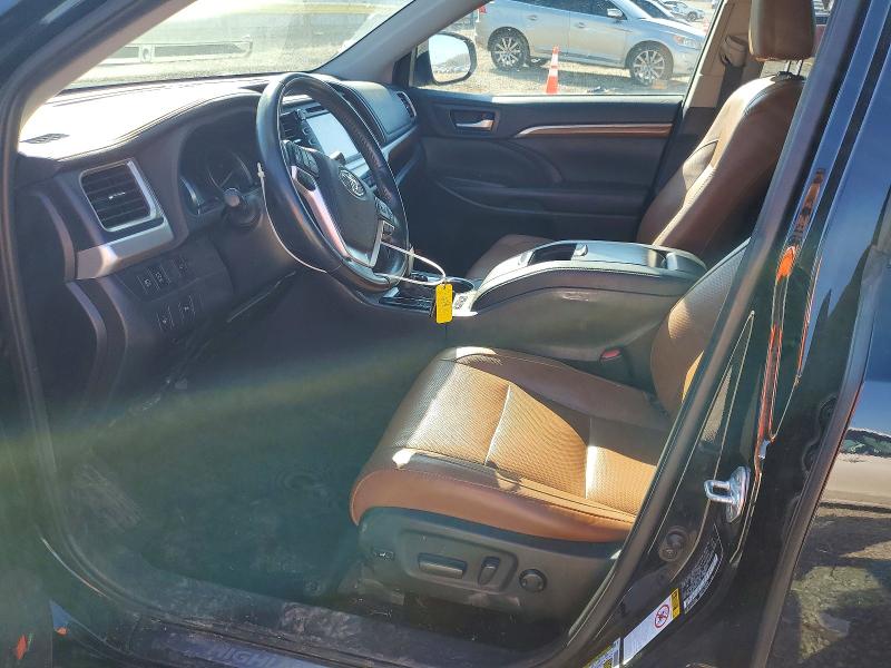 Photo 7 from auction – 2019 TOYOTA HIGHLANDER with VIN 5TDDZRFH4KS712701