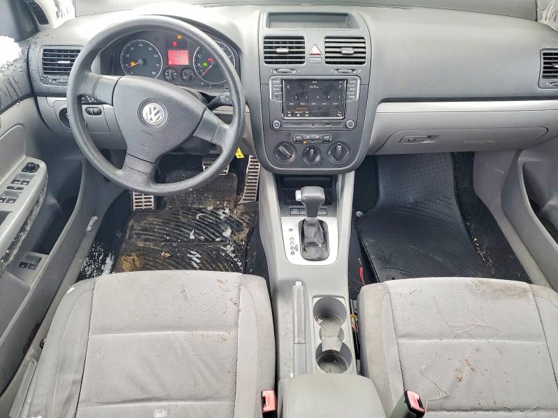 Photo 8 from auction – 2008 VOLKSWAGEN RABBIT with VIN WVWDA71K08W099497
