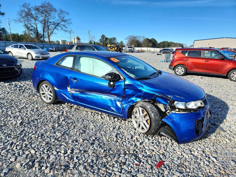 Photo 4 from auction – 2010 KIA FORTE with VIN KNAFW6A3XA5287742