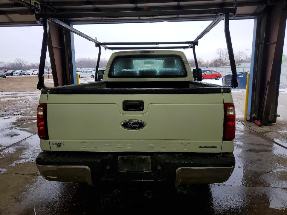 Photo 6 from auction – 2015 FORD F350 with VIN 1FTRF3B63FEC95762