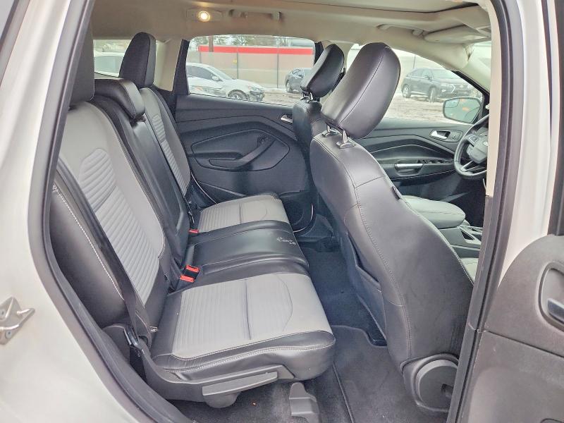 Photo 11 from auction – 2018 FORD ESCAPE SE with VIN 1FMCU0GD3JUA81978