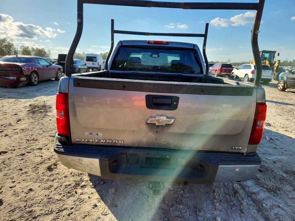 Photo 6 from auction – 2008 CHEVROLET SILVERADO with VIN 2GCEK13M981283583