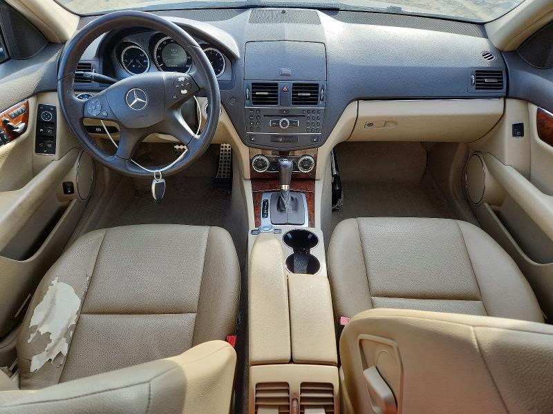 Photo 8 from auction – 2011 MERCEDES-BENZ C 300 4MAT with VIN WDDGF8BB9BR139963